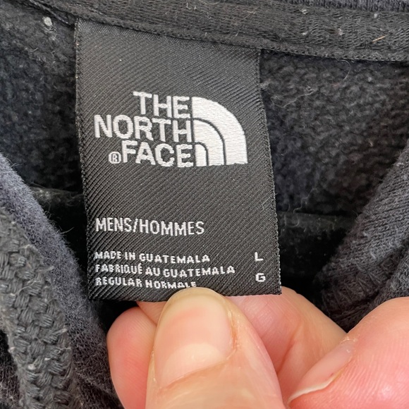 The North Face Men's Black Pullover Hoodie Size large - Picture 3 of 6